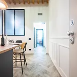 Apartment Guesthost - Bixio 29 3 And 5 Parma