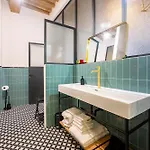 Guesthost - Bixio 29 3 And 5 Apartment Parma