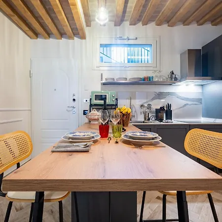 Guesthost - Bixio 29 3 And 5 Parma