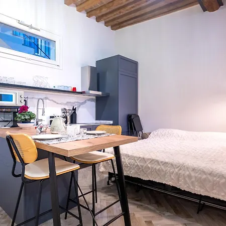 Apartment Guesthost - Bixio 29 3 And 5