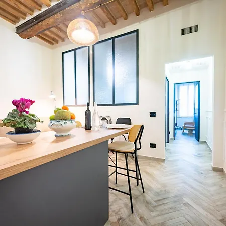 Guesthost - Bixio 29 3 And 5 * Parma