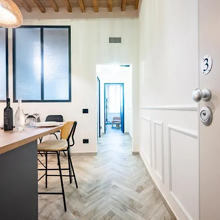 Apartment Guesthost - Bixio 29 3 And 5 Parma