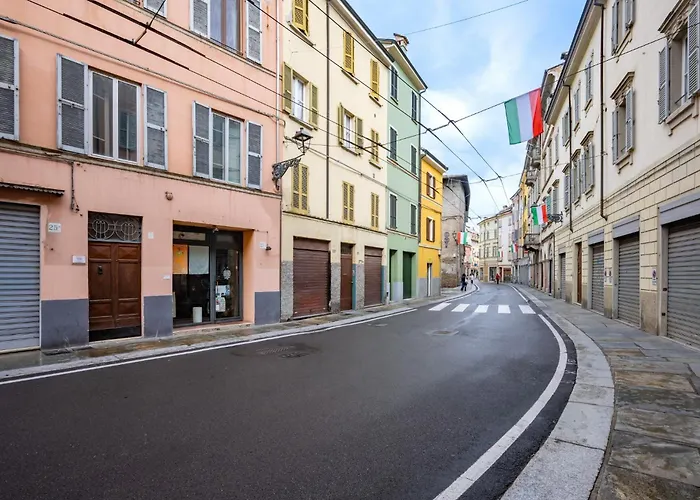 Guesthost - Bixio 29 3 And 5 * Parma