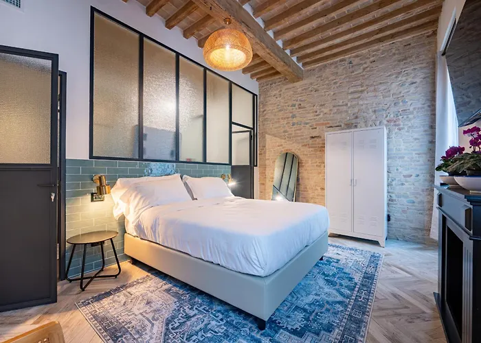 Guesthost - Bixio 29 3 And 5 Apartment *